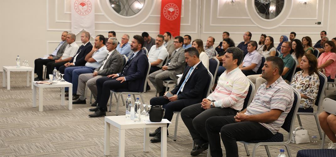 “Yöresel Peynirlerin Üretim Teknolojileri ve Hijyen Standartlarının AB Işığında İncelenmesi” isimli projenin beşinci toplantısı Eskişehir de yapıldı.
